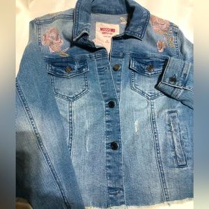 Like new Women’s jean jacket